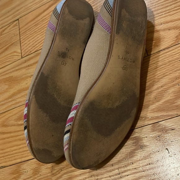 Rothys The Flat - Camel Ribbon Stripe W10 - Picture 4 of 4